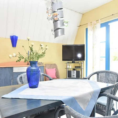 Mit Gartenterrasse, Boergerende, Cleaning Included *