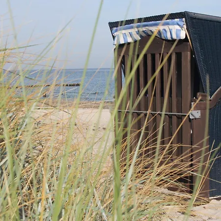 Mit Gartenterrasse, Boergerende, Cleaning Included *